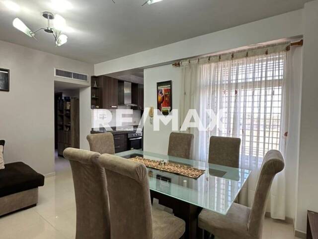 #2874 - Apartamento para Venta en Maracaibo - V