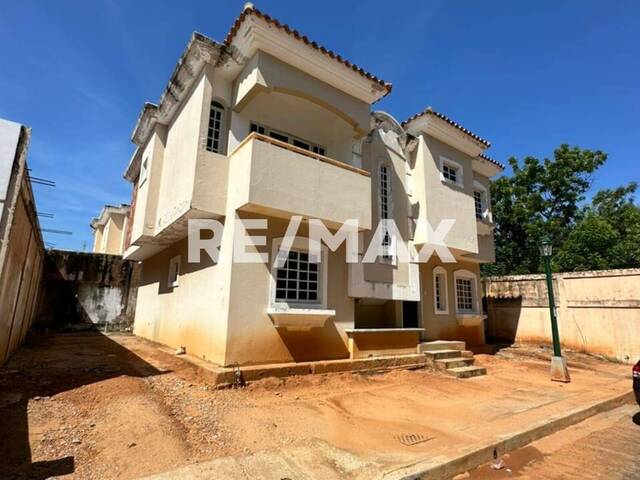 #2932 - Casa para Venta en Maracaibo - V - 2