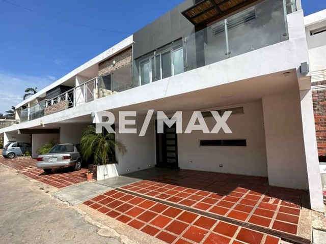 #2938 - Townhouse para Venta en Maracaibo - V - 1