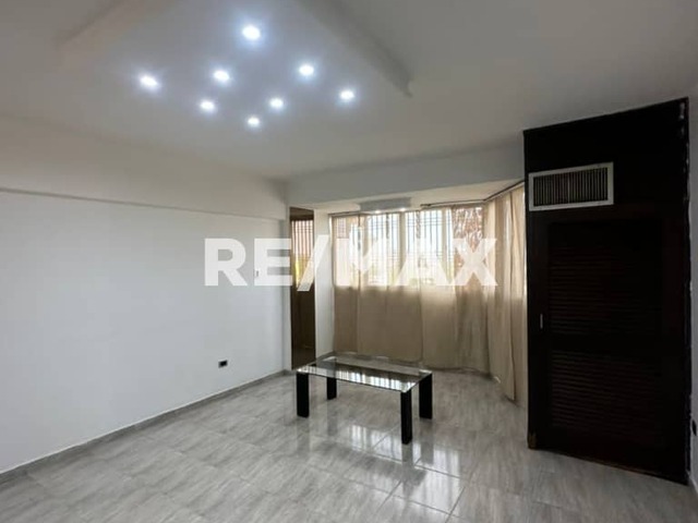 Apartamento para Alquiler en Maracaibo - 2