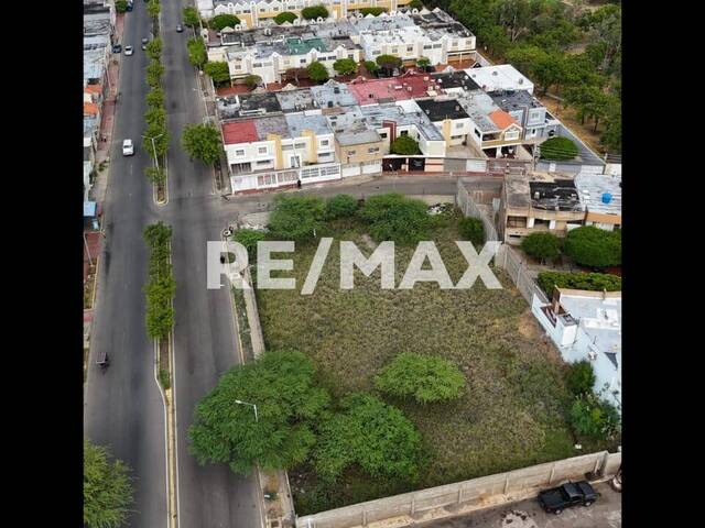 Terreno para Venta en Maracaibo - 2