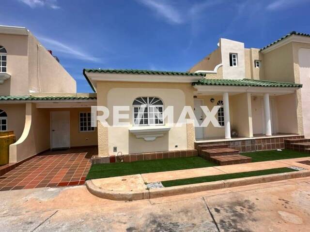 #3023 - Townhouse para Venta en Maracaibo - V