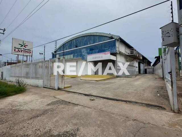 #3052 - Local Comercial para Alquiler en Maracaibo - V - 1