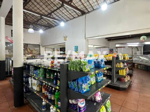 #3054 - Punto Comercial para Venta en Maracaibo - V - 3