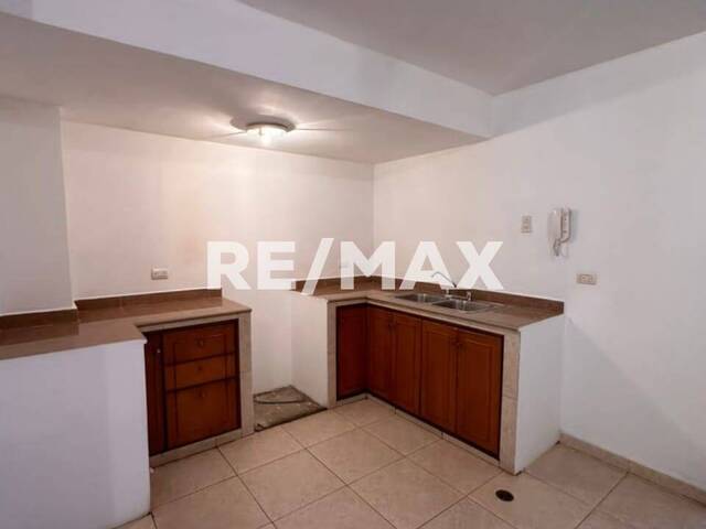 Townhouse para Alquiler en Maracaibo - 4